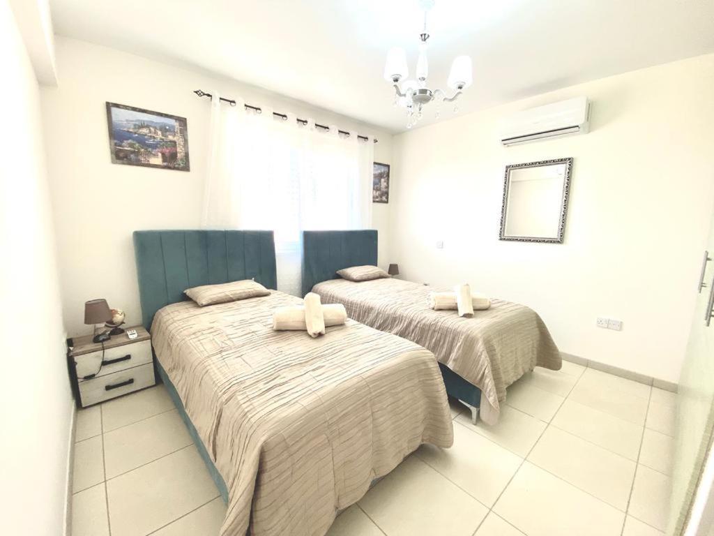 Nissi 3 View Holiday 2 Bedroom Apartment Ayia Napa Exteriör bild