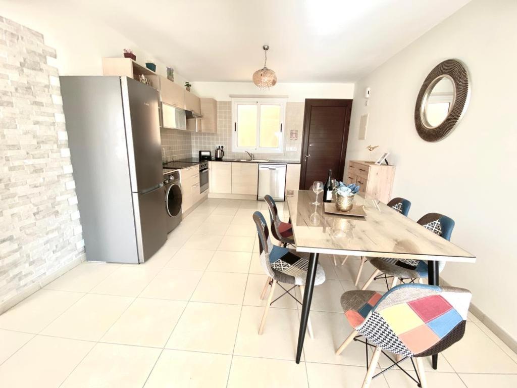 Nissi 3 View Holiday 2 Bedroom Apartment Ayia Napa Exteriör bild