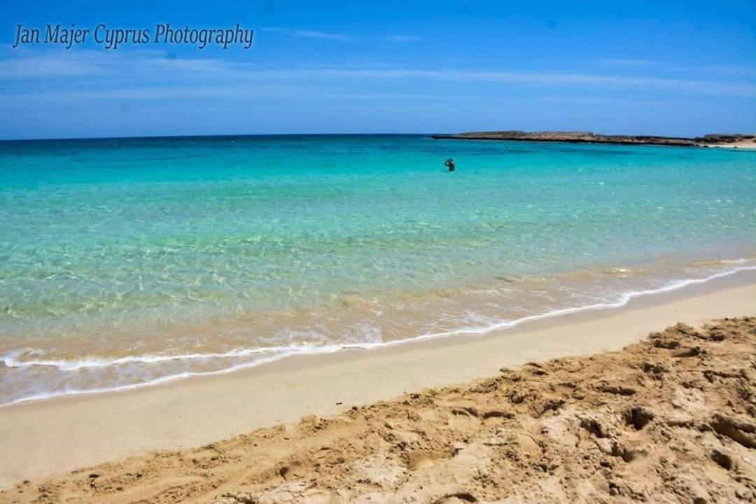 Nissi 3 View Holiday 2 Bedroom Apartment Ayia Napa Exteriör bild