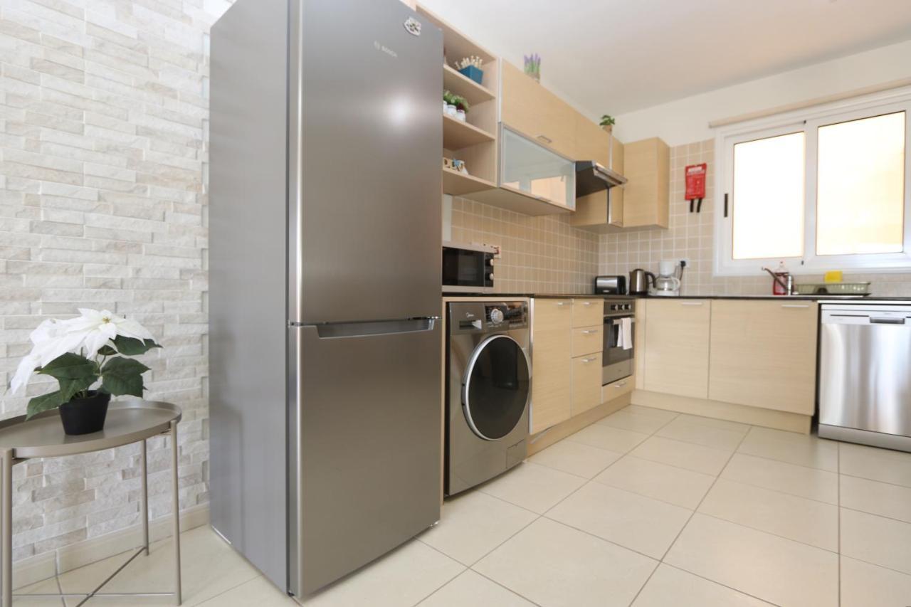 Nissi 3 View Holiday 2 Bedroom Apartment Ayia Napa Exteriör bild