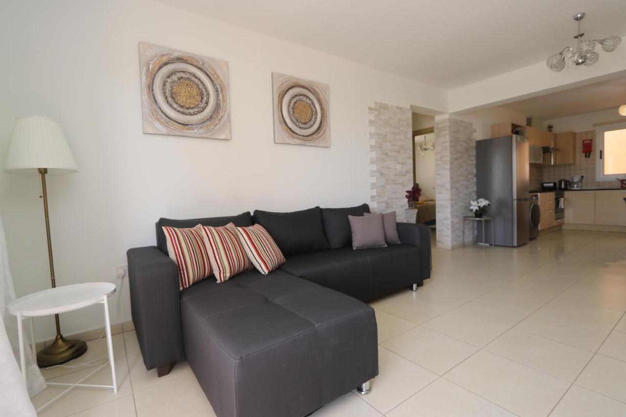 Nissi 3 View Holiday 2 Bedroom Apartment Ayia Napa Exteriör bild